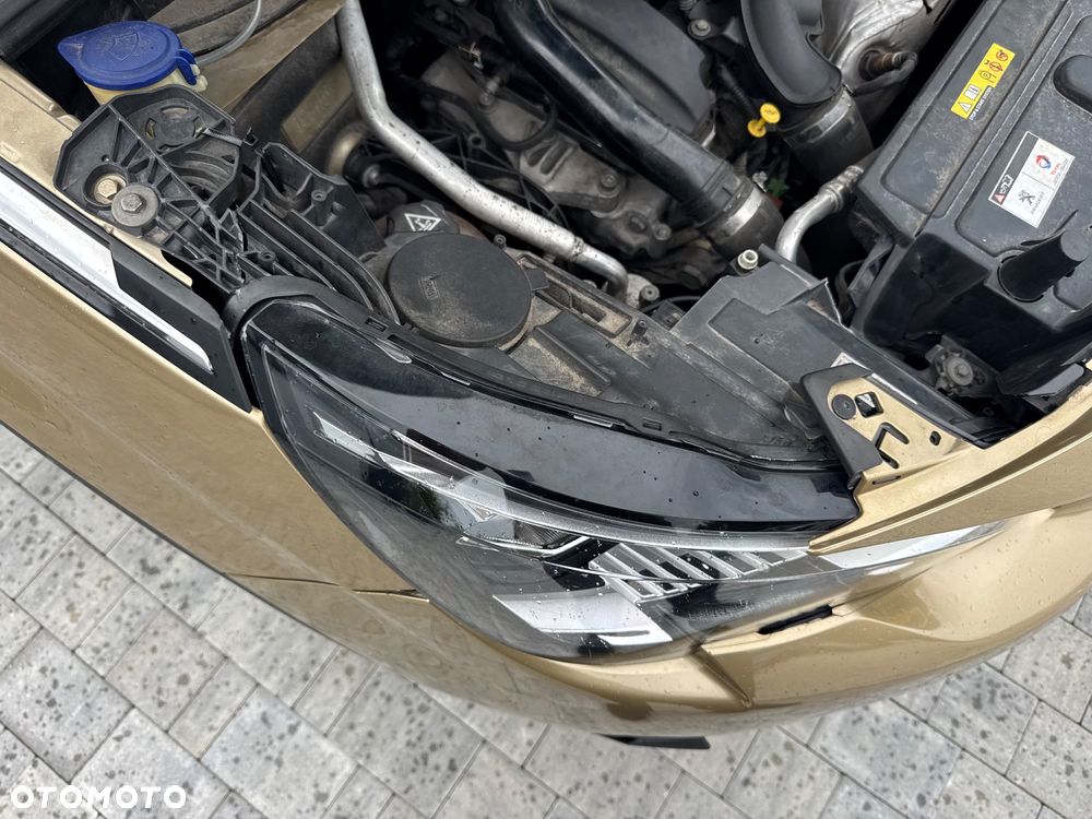 Peugeot 5008 1.6 THP Active S&S EAT6 - 38