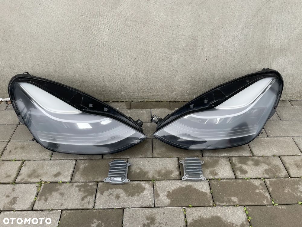 LAMPY PRZEDNIE TESLA MODEL 3 Y LIFT  2020-- Full-led - 1