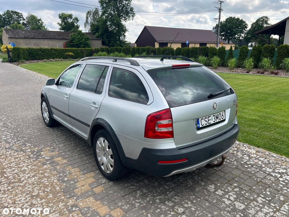 Skoda Octavia 2.0 TDI DPF Scout 4x4 - 19
