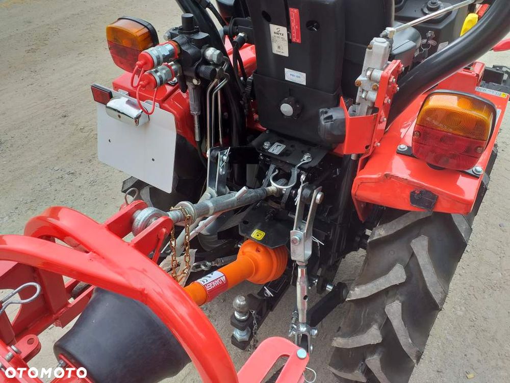Inny VST FIELDTRAC 180D 4X4 - 13