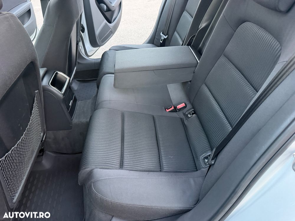 Audi A4 Limuzina 2.0 TDI DPF multitronic - 9