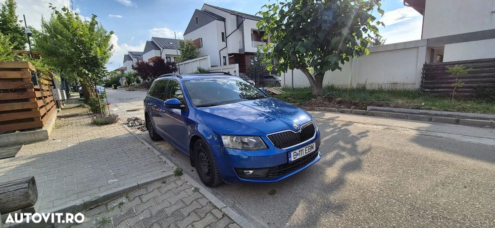 Skoda Octavia 1.6 TDI DSG Style - 6
