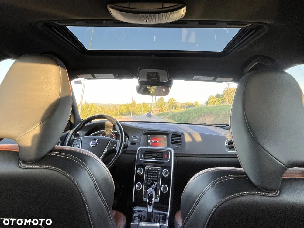 Volvo S60 - 25