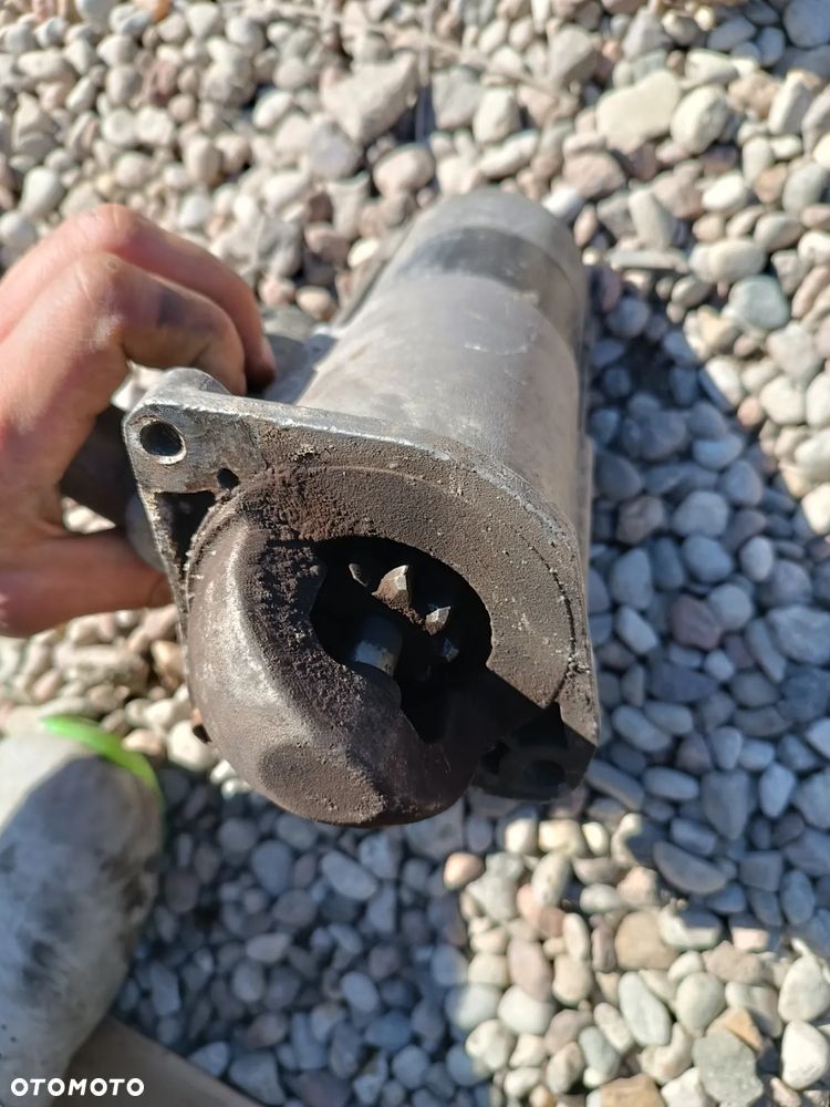 ROZRUSZNIK  BMW E60 E61 LIFT 2.0 D N47 AUTOMAT - 3