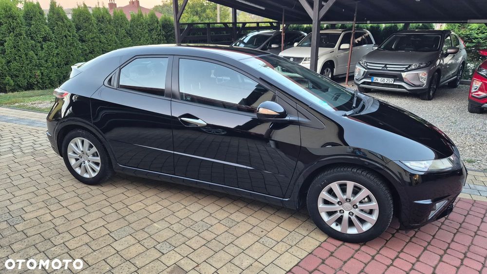 Honda Civic 1.4 i-VTEC Comfort Black Edition - 5