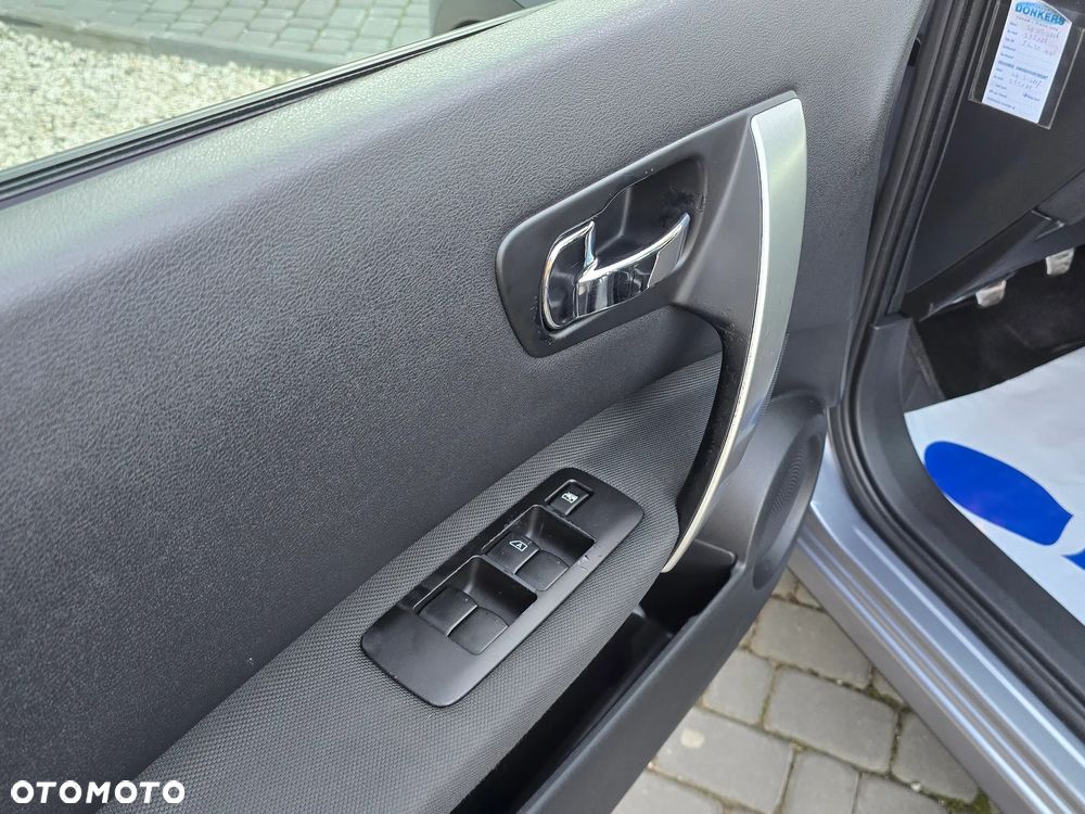 Nissan Qashqai 2.0 tekna - 26