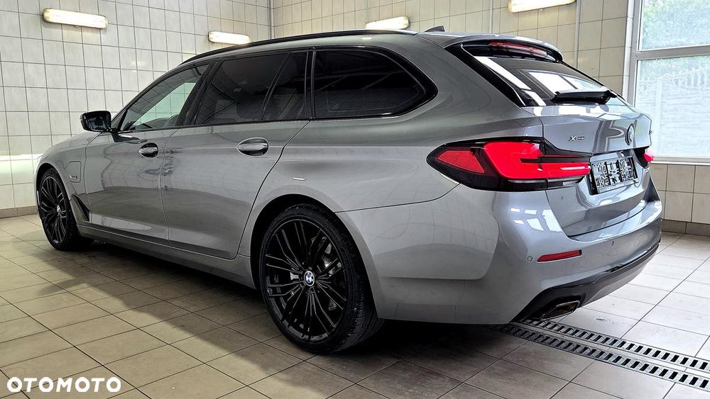 BMW Seria 5 530e xDrive M Sport sport - 4