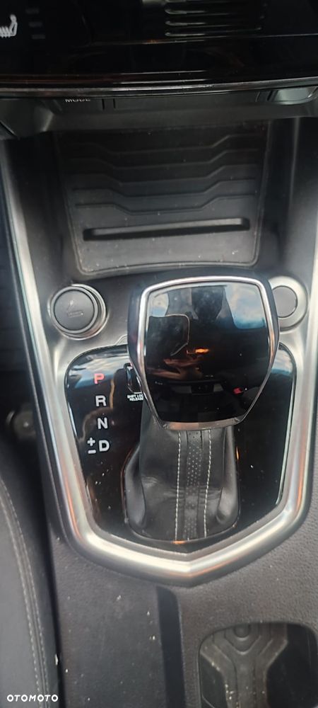 SsangYong/KGM Tivoli 1.5 T-GDI Sapphire - 16