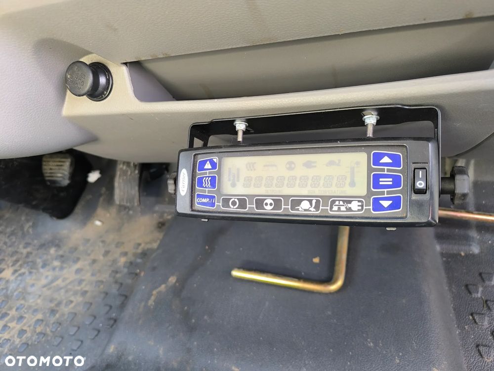 Mitsubishi Fuso center - 17