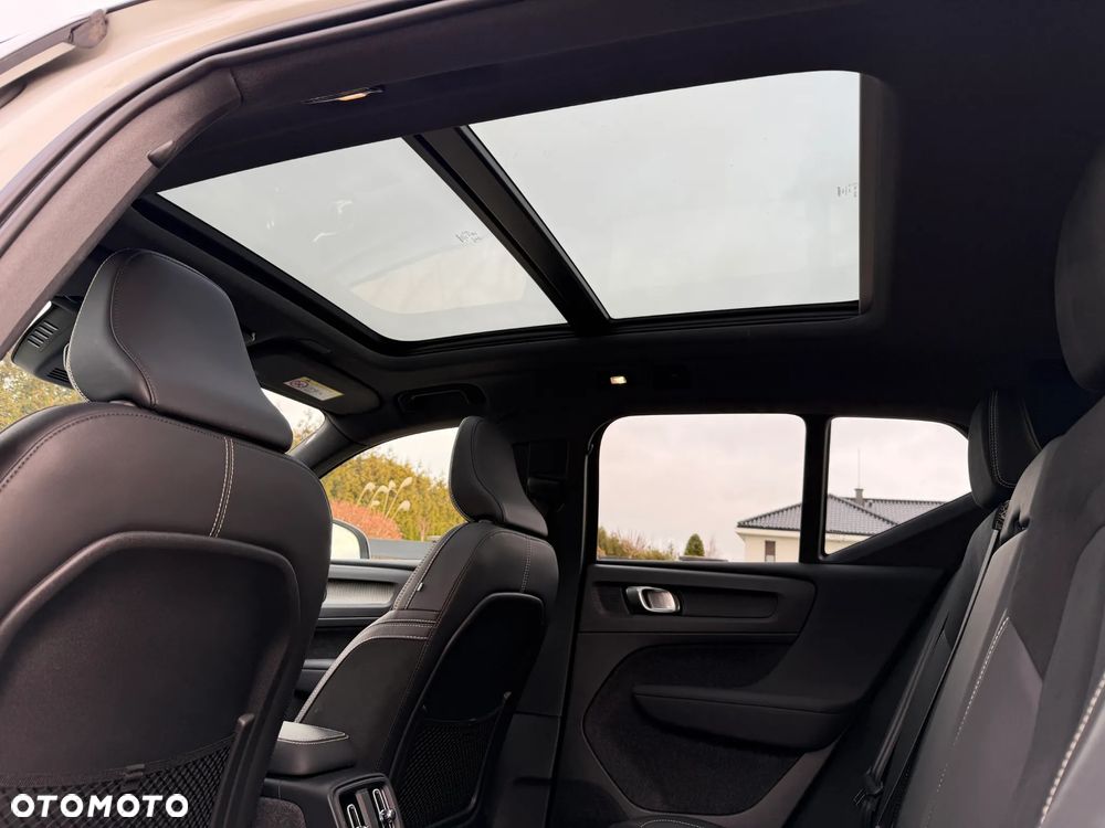 Volvo XC 40 Recharge 82 kWh Twin Motor Ultimate - 25