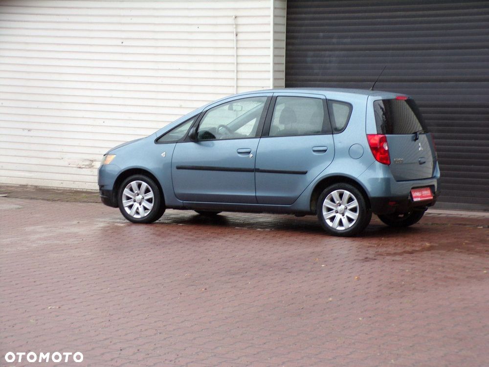 Mitsubishi Colt - 11