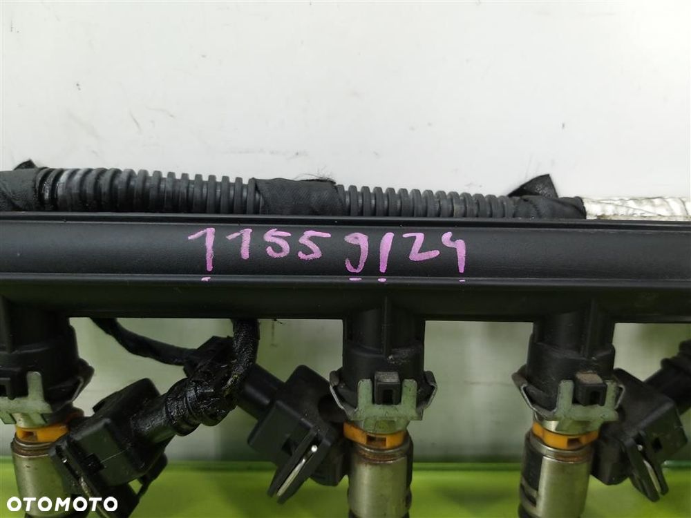 Listwa wtryskiwaczy Fiat Grande Punto  2005–2012 1.4 B 75 KM MAGNET MARELLI - 3