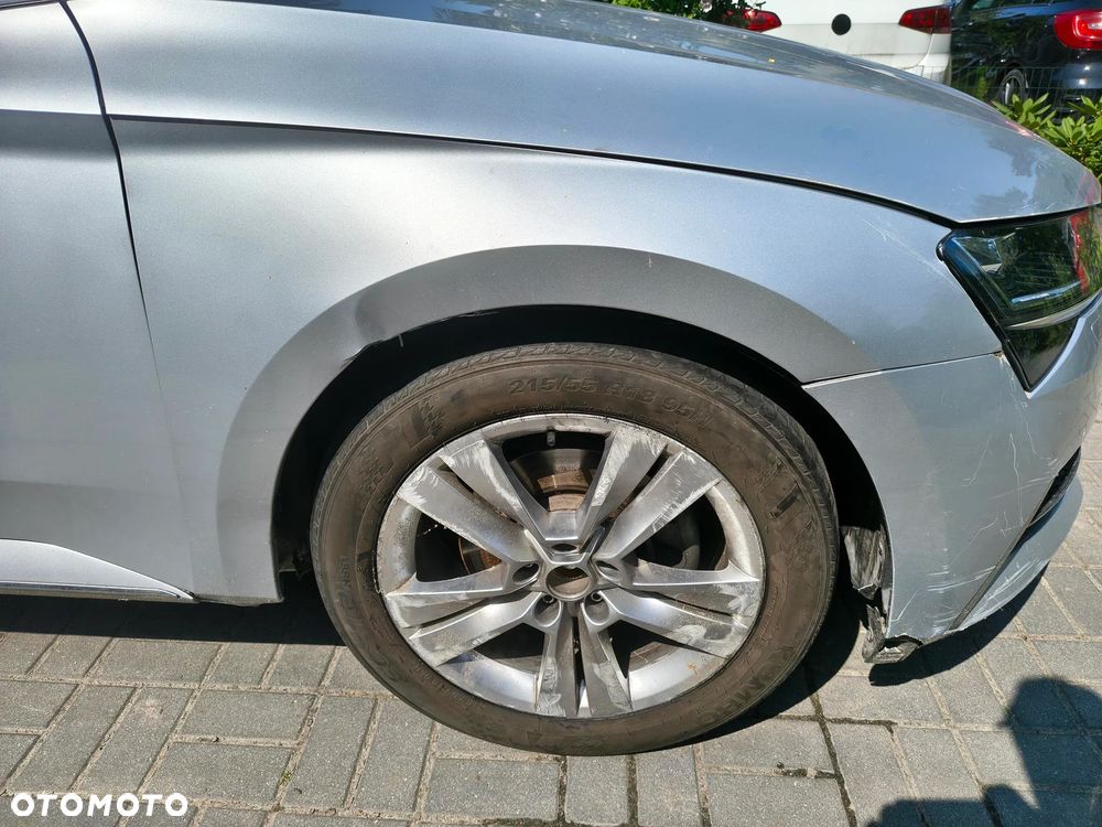 Skoda Superb 1.4 TSI Plug-In Hybrid L&K DSG - 5