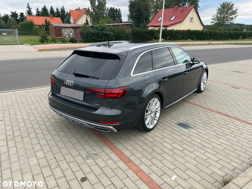 Audi A4 Avant - 4