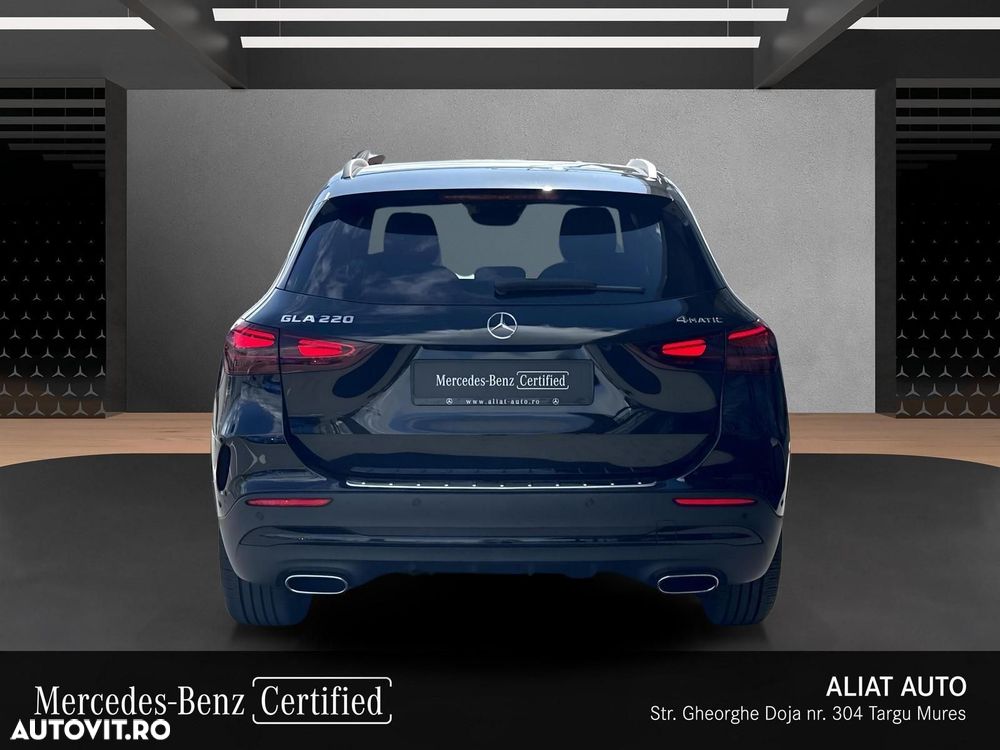 Mercedes-Benz GLA - 5