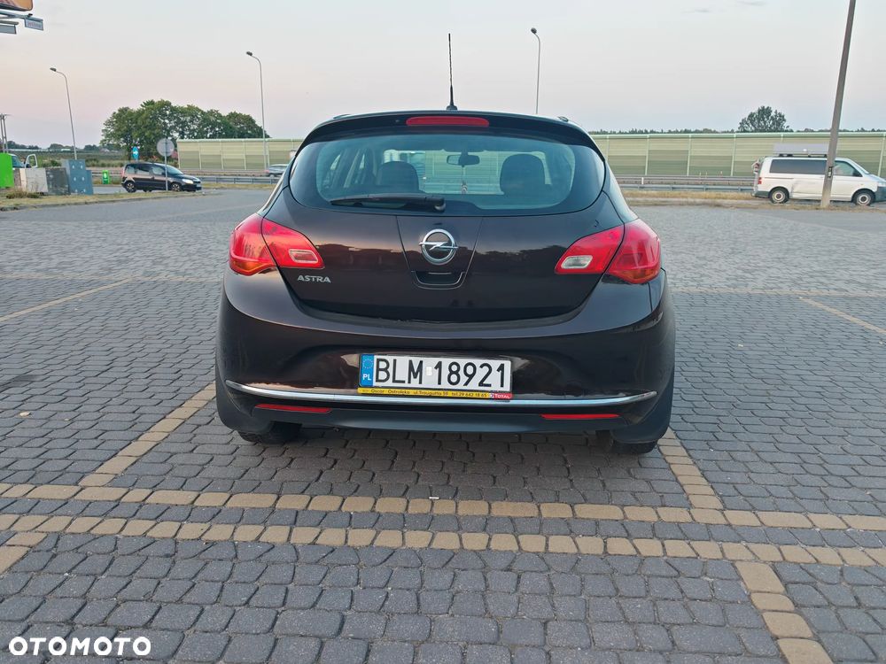 Opel Astra 1.6 Enjoy - 6