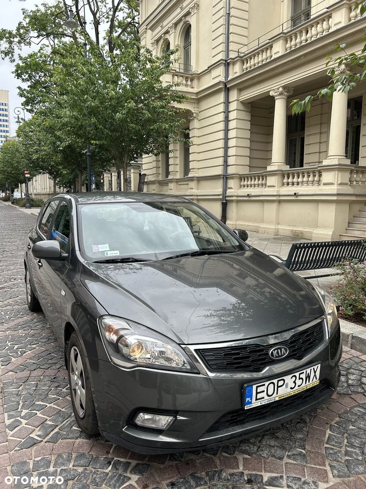 Kia Ceed 1.4 Comfort + - 2