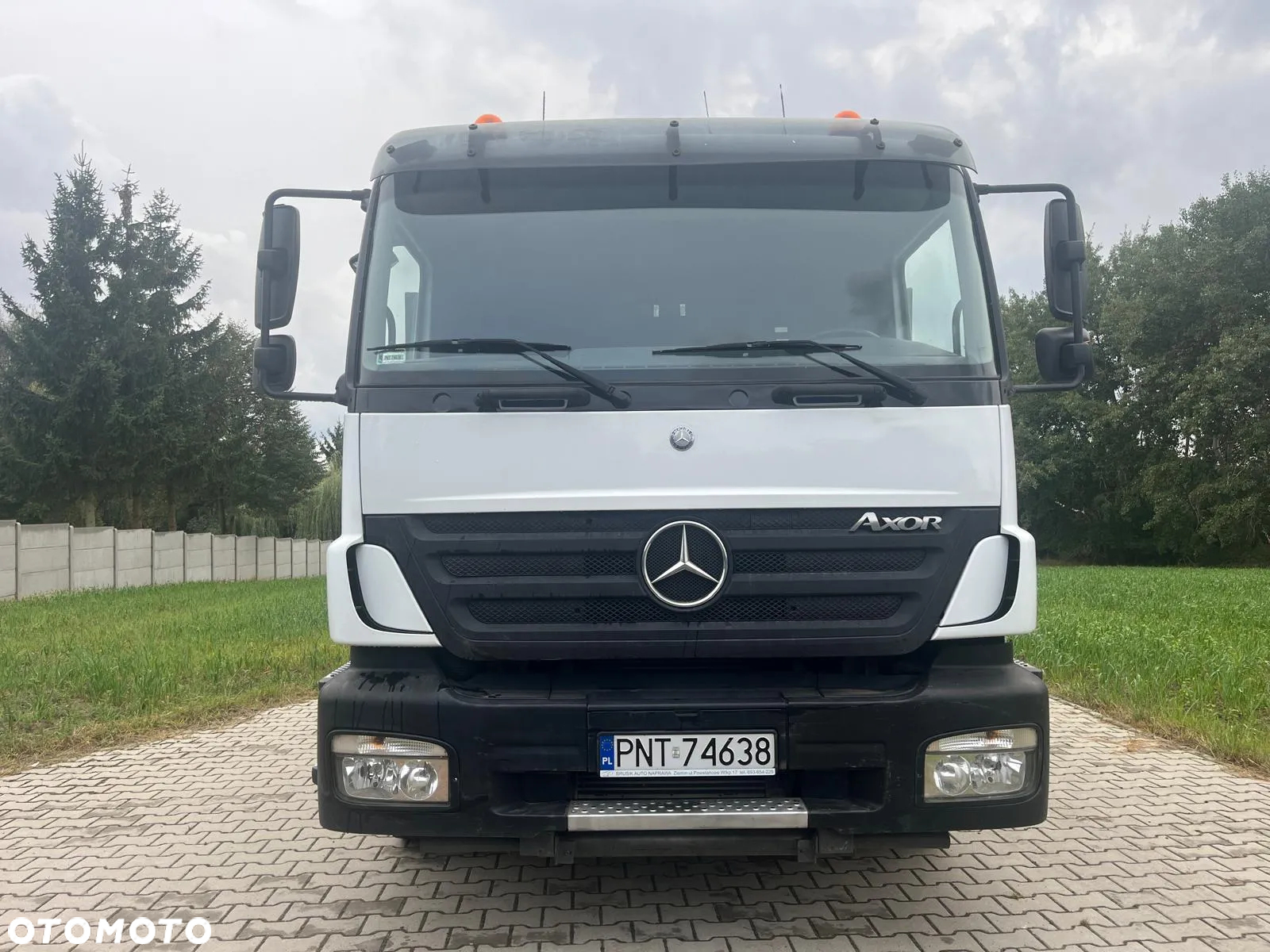 Mercedes-Benz AXOR - 3