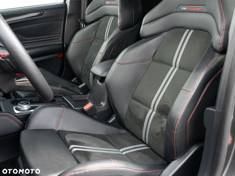 Ford Focus 2.3 EcoBoost ST X - 12