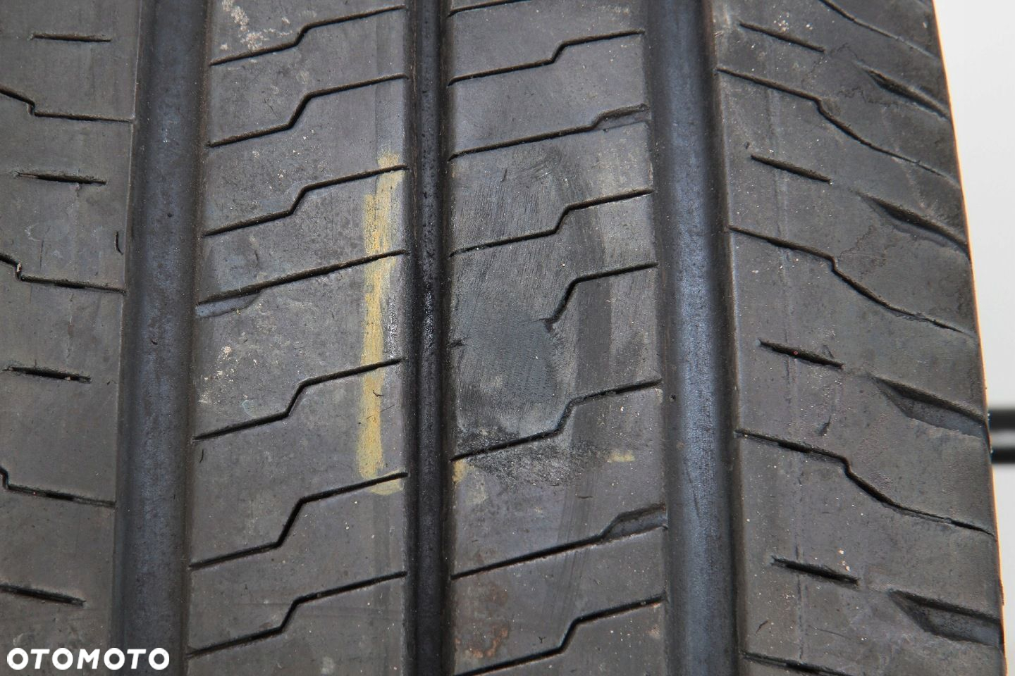 235/65R16C Continental VAN CONTACT ECO 115/113R 7-7,5mm KOMPLET DK298A - 8