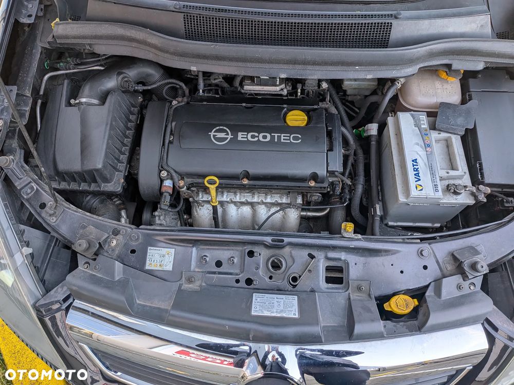 Opel Zafira - 23