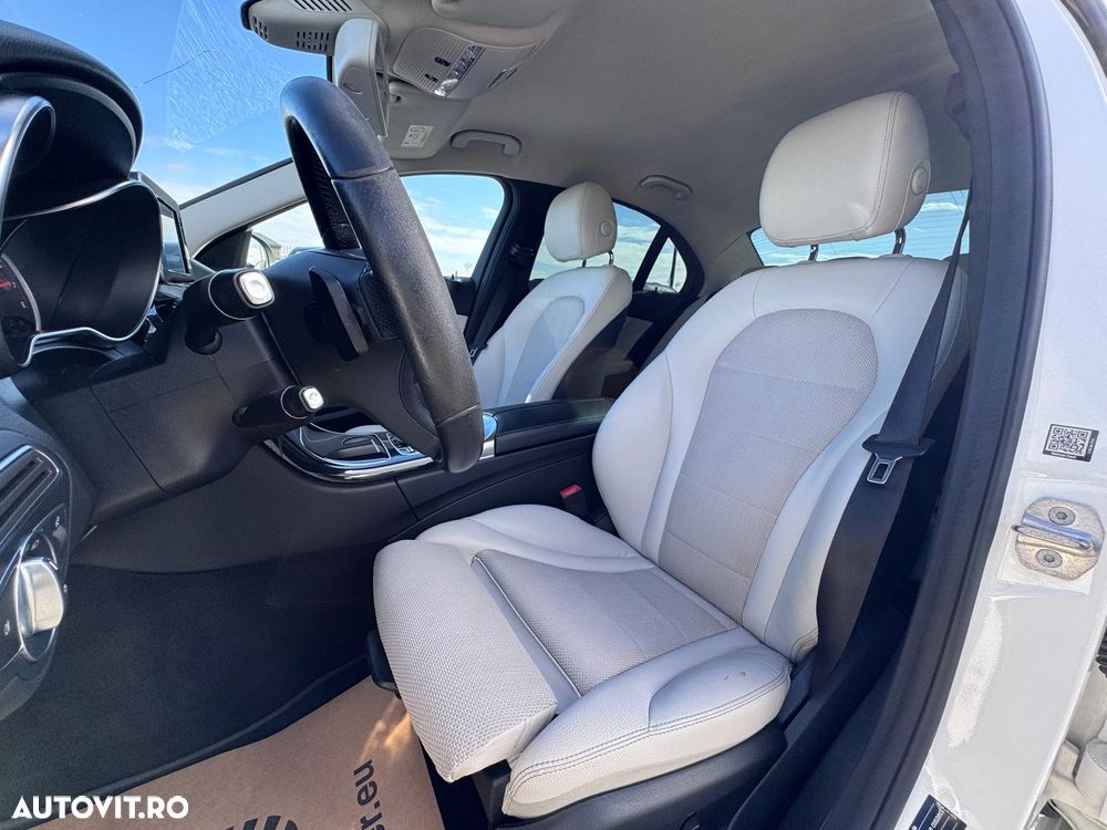 Mercedes-Benz C 200 9G-TRONIC - 17