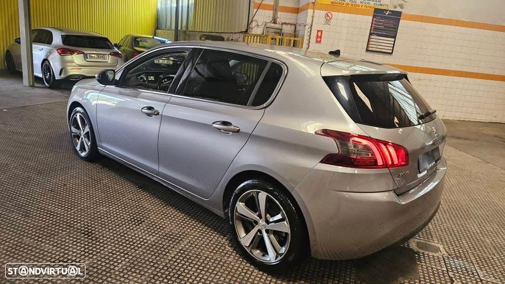 Peugeot 308 BlueHDi 130 Allure - 10
