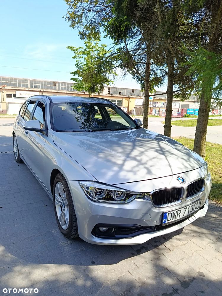 BMW Seria 3 320d Edition Luxury Line Purity - 7