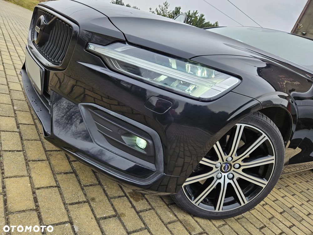 Volvo V60 D4 Momentum Pro - 35
