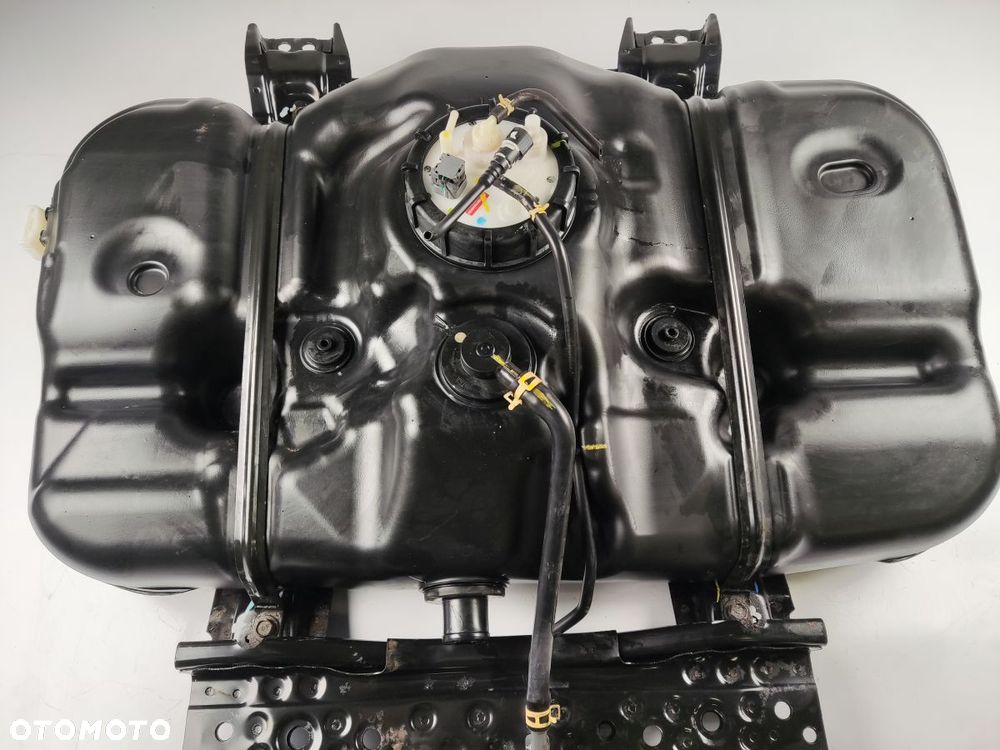 HONDA HR-V 1.5i gen II 15-18r Zbiornik Paliwa - 3