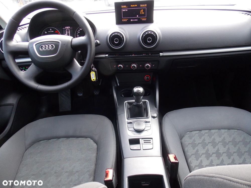 Audi A3 Sportback 1.6 TDI Attraction - 21