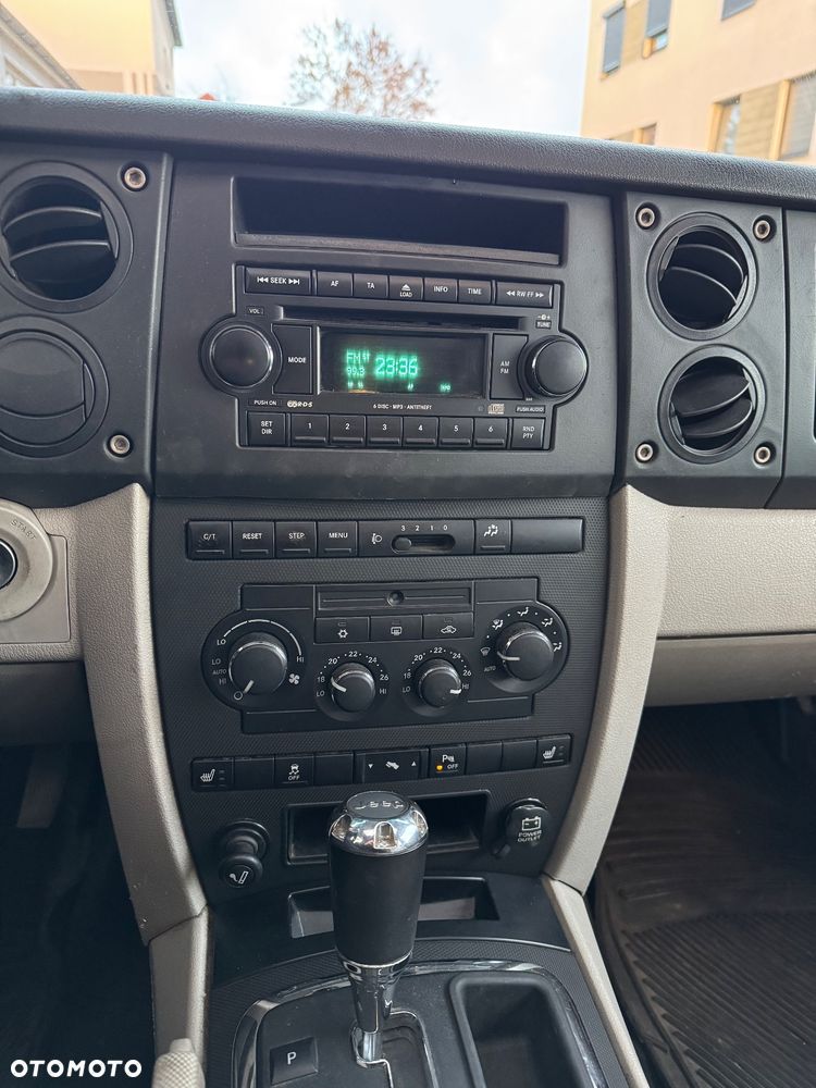 Jeep Commander 3.0 CRD Limited - 11