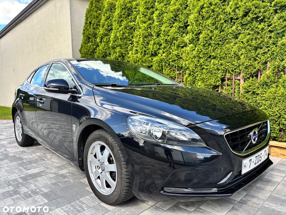 Volvo V40 D2 - 17