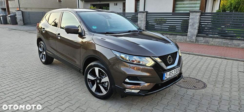 Nissan Qashqai 1.3 DIG-T DCT TEKNA+ - 2