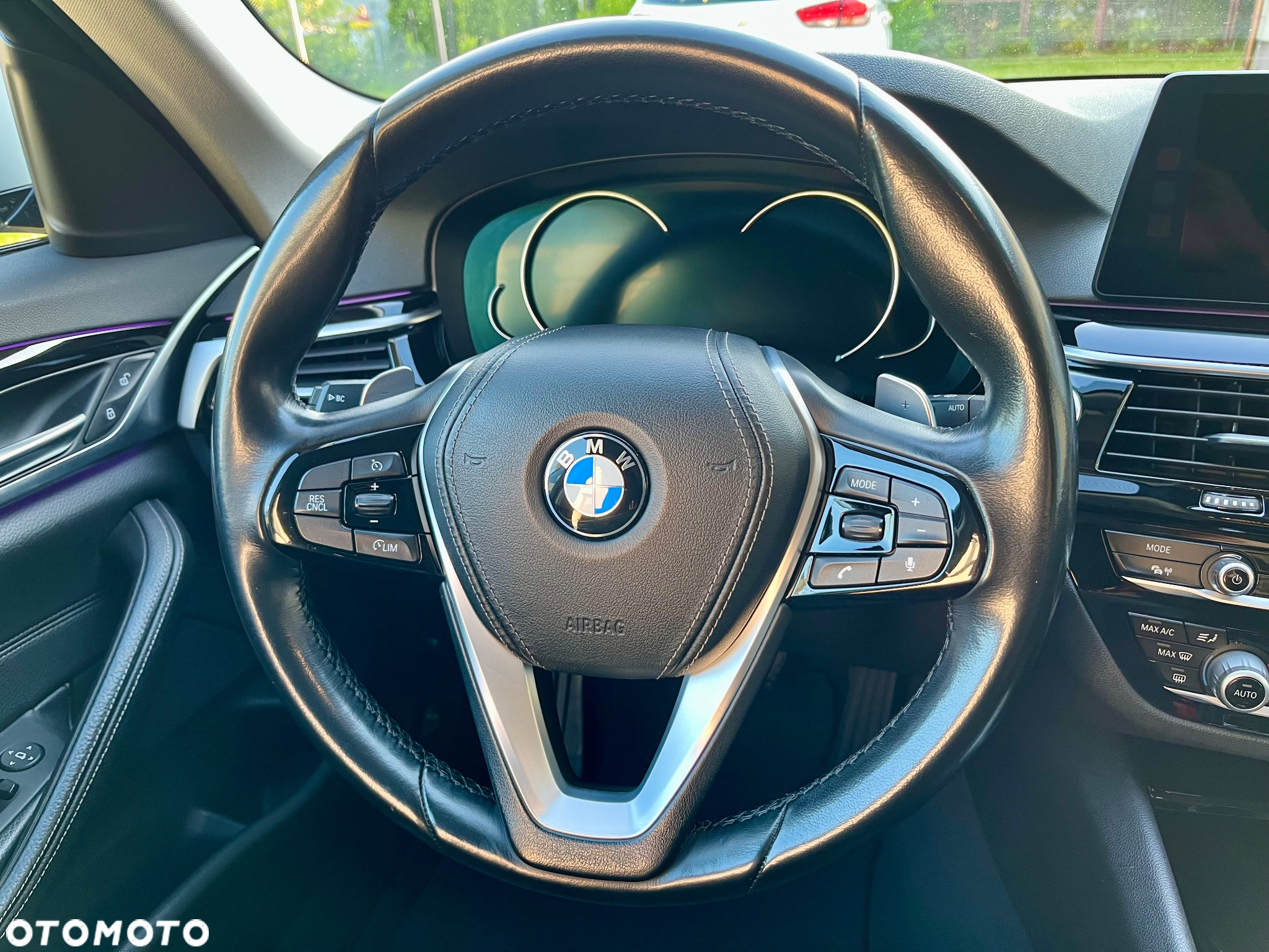 BMW Seria 5 520d Sport Line - 6