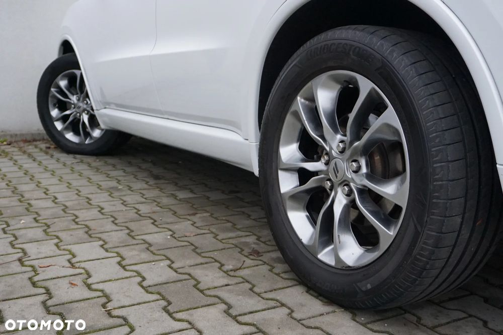 Dodge Durango 5.7 R/T - 8