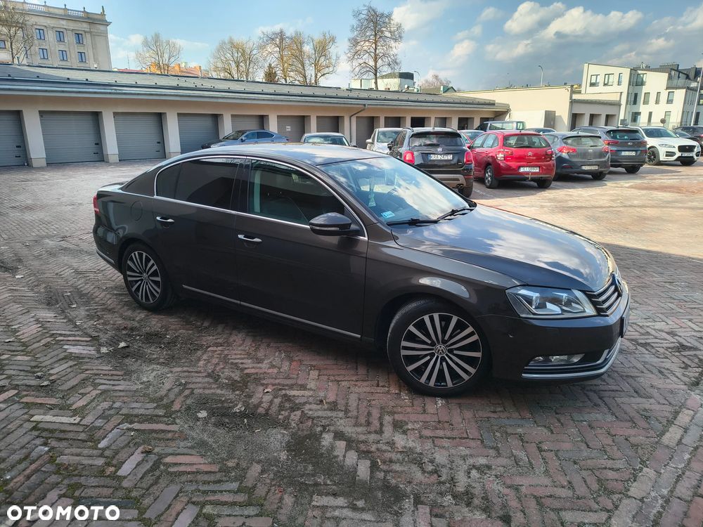 Volkswagen Passat 2.0 TSI Highline - 11