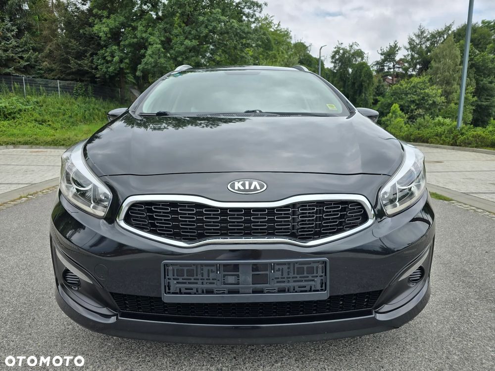 Kia Ceed 1.4 CRDi 90 Vision - 36