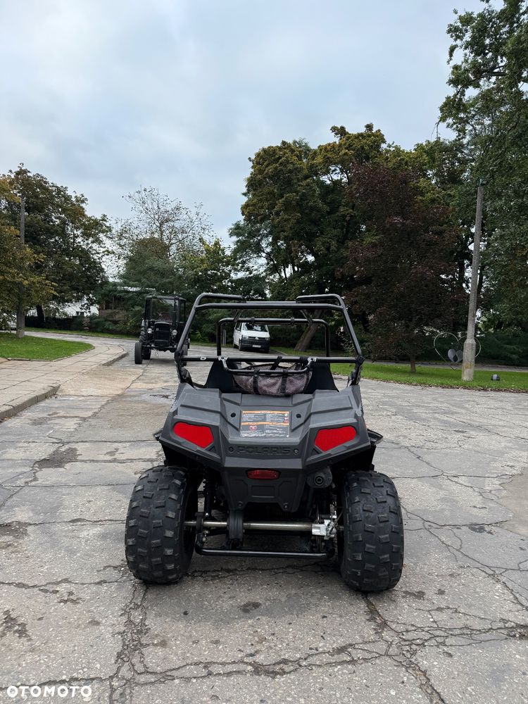 Polaris RZR - 8