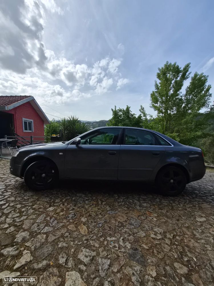 Audi A4 2.0 TDI Advance - 7