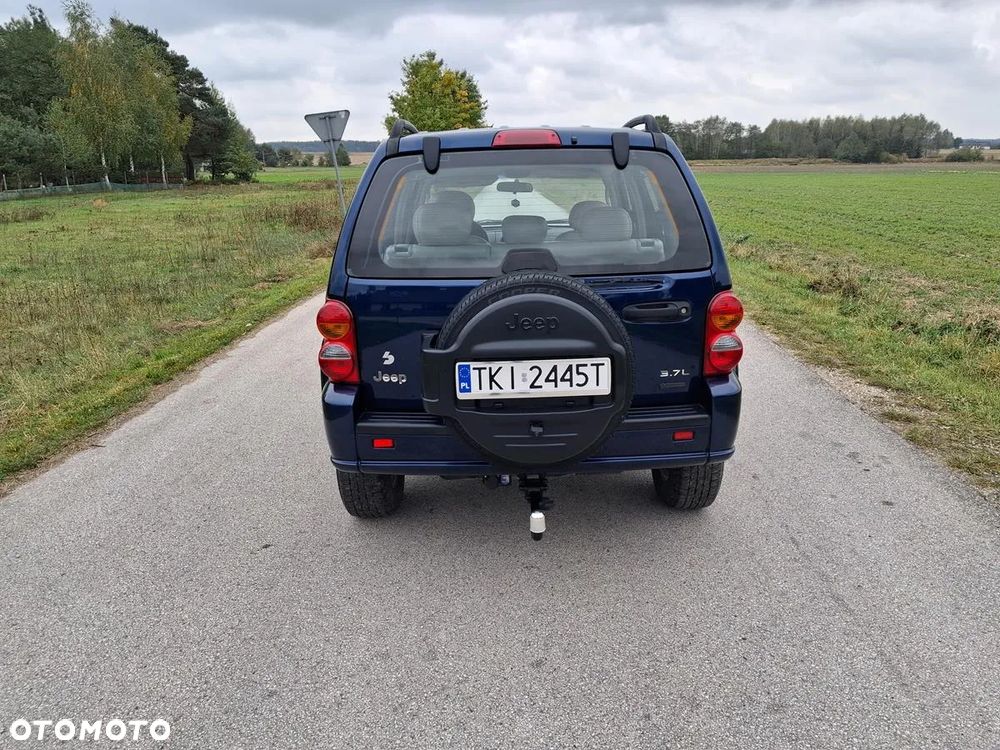 Jeep Cherokee 3.7 Limited - 11