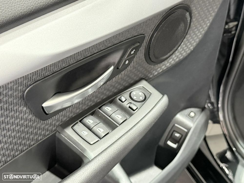 BMW 225xe Active Tourer Advantage - 19