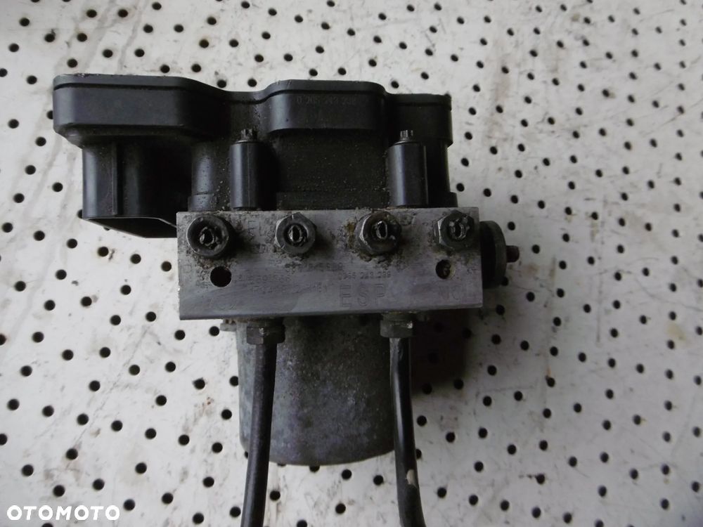 POMPA STEROWNIK ABS IVECO DAILY 0265243239 - 6