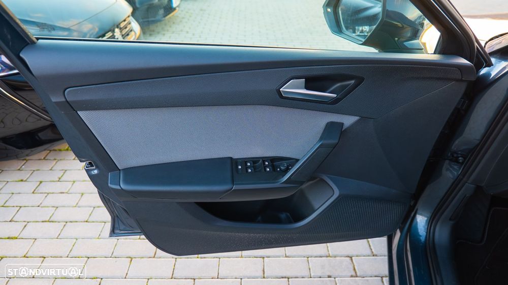 SEAT Leon 2.0 TDI Style - 11