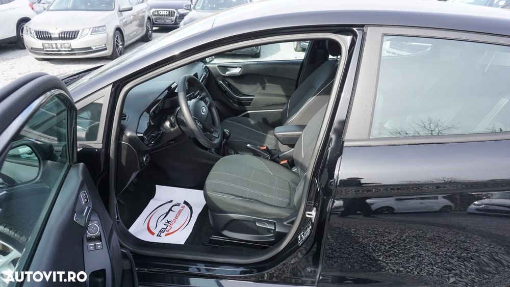 Ford Fiesta 1.1 S&S TITANIUM - 38