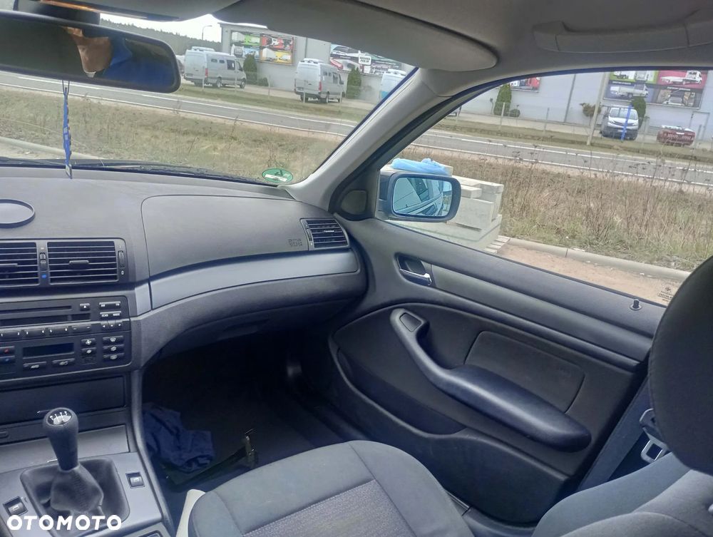 BMW Seria 3 316i - 15