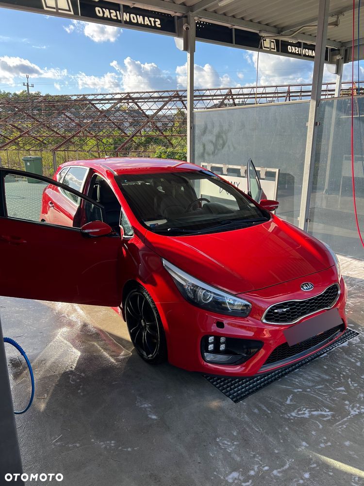 Kia Ceed 1.6 T-GDI GT - 2