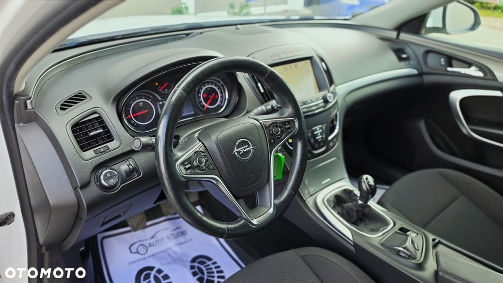 Opel Insignia - 9