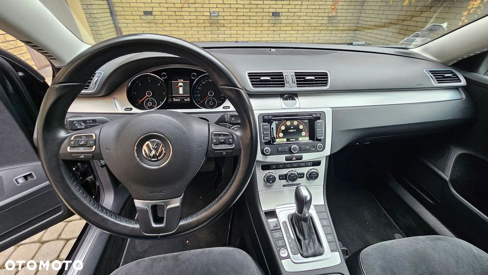 Volkswagen Passat 2.0 TDI Highline DSG - 7