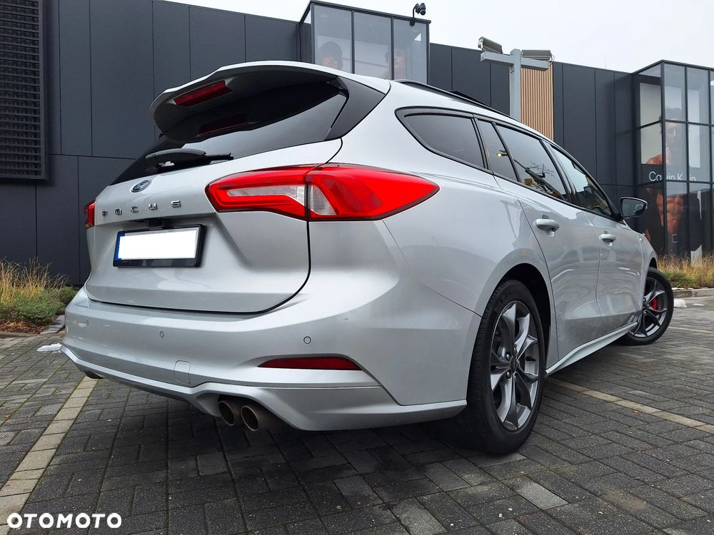 Ford Focus 1.5 EcoBoost ST-Line X - 14